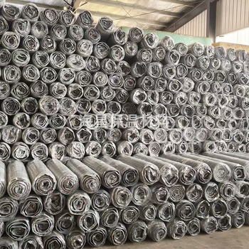 Изолационна и шумоизолационна подложка със самозалепващо покритие; основен материал: полиестерно влакно; форма: влакнеста; структура: люспеста; топлопроводност: 0,056 W/mK; работна температура: 200°C