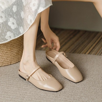 Pantofi femei Mary Jane, cu curea, vârf pătrat — piele top-grain, talpă din spumă de cauciuc, toc mic tip wedge