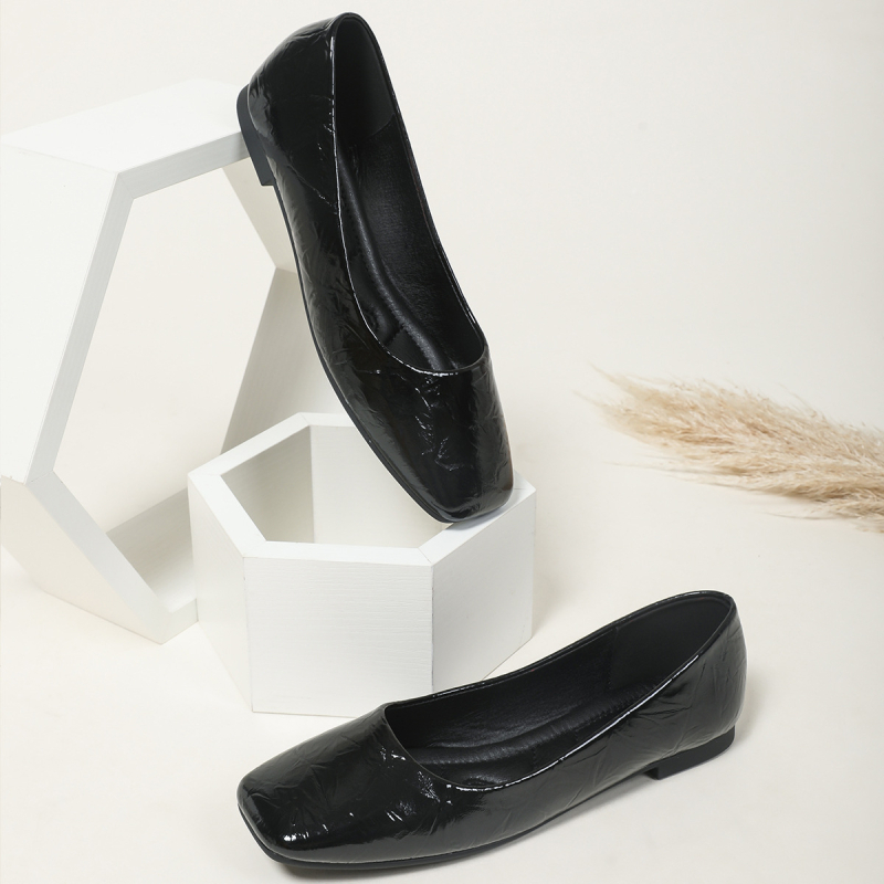 Γυναικείες επίπεδες παπούτσια σε γαλλικό ρετρό στυλ με τετράγωνη μύτη, PU επάνω μέρος, καουτσούκ σόλα, χαμηλό τακούνι, άνοιξη 2025