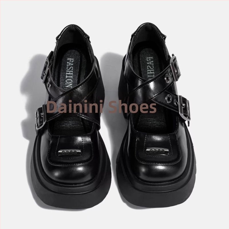 Mary Jane topánky s vrchnou časťou z Ultrafiber Leather, priedušné, remienok T-Bar, podrážka z peny gumy