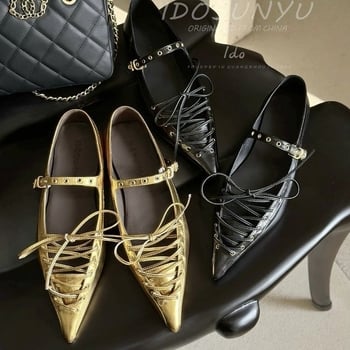 Sieviešu plakanas kurpes ar asas purnu, zems papēdis 1–3 cm, PU augšdaļa, sprādzes aizdare, PU iekšējā zole