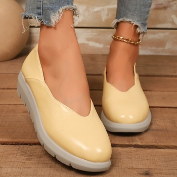 Ženske casual cipele s okruglim vrhom, PU gornji dio, podstava od umjetne kože, klin s visinom 3–5 cm, niski otvor