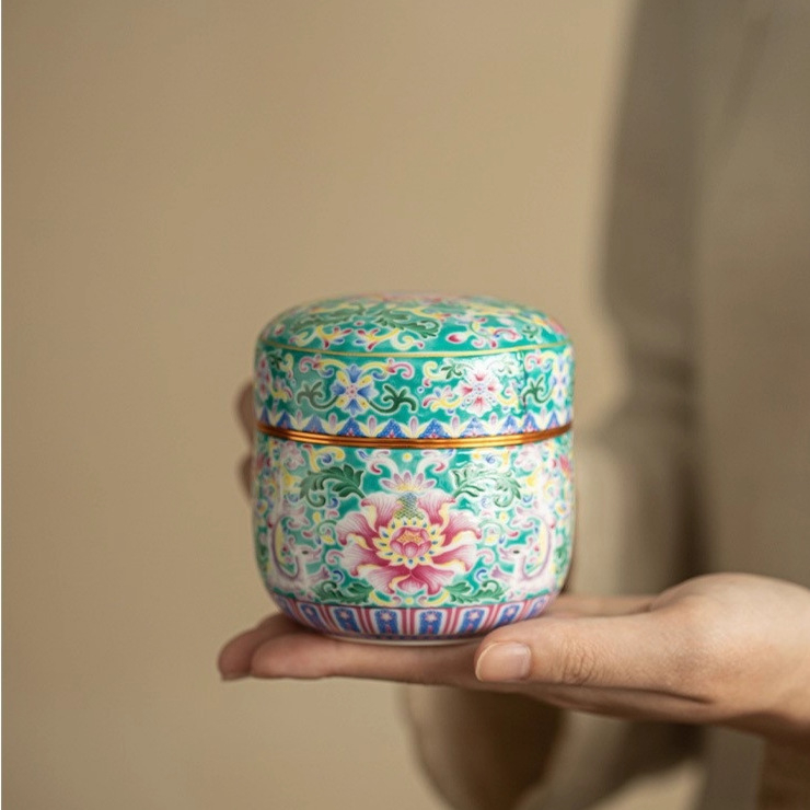 Posuda za čaj Second Collection — keramička, ručno oslikana, hermetički zatvorena, Novi kineski stil
