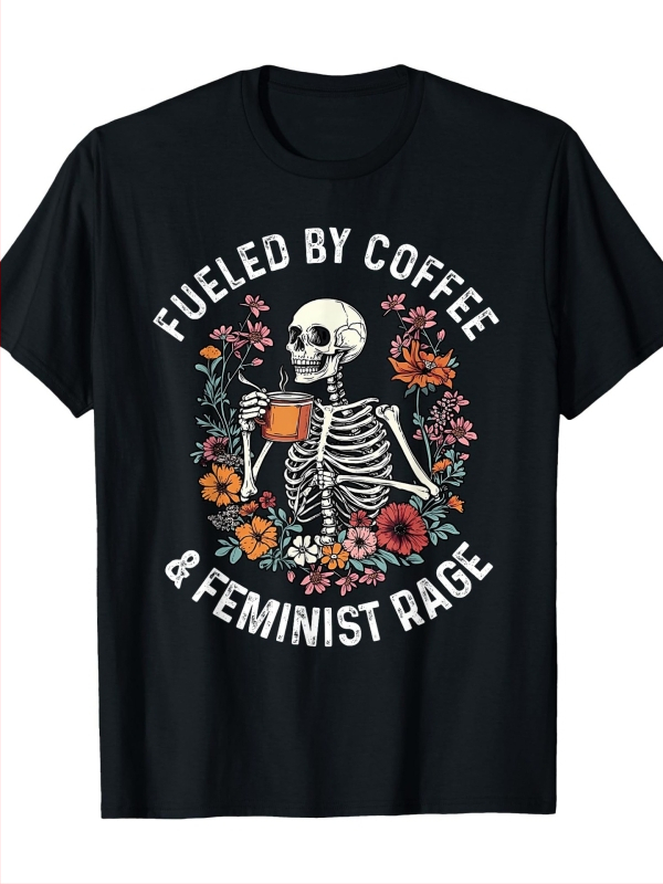 Krekliņš ar mikroelastīgu kokvilnas audumu, apaļa kakla atvērums, īsās piedurknes, karstumizdrukas motīvs, parasts griezums