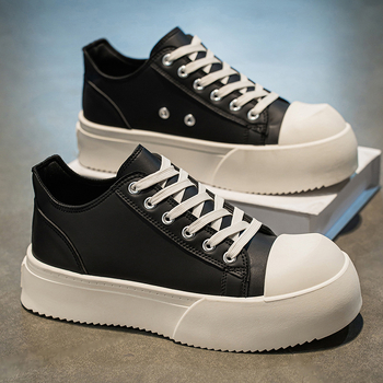 Vīriešu kedas: apaļš purns, virsma no mākslīgā PU, zems potītes augstums, šņorēšana, tīklveida odere