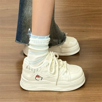 Moteriški raištiniai siuvinėti loaferiai iš sintetinės odos, gumos padas, apvali nosis, EVA įdėklas