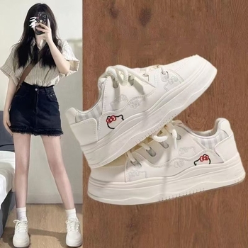 Moteriški raištiniai siuvinėti loaferiai iš sintetinės odos, gumos padas, apvali nosis, EVA įdėklas