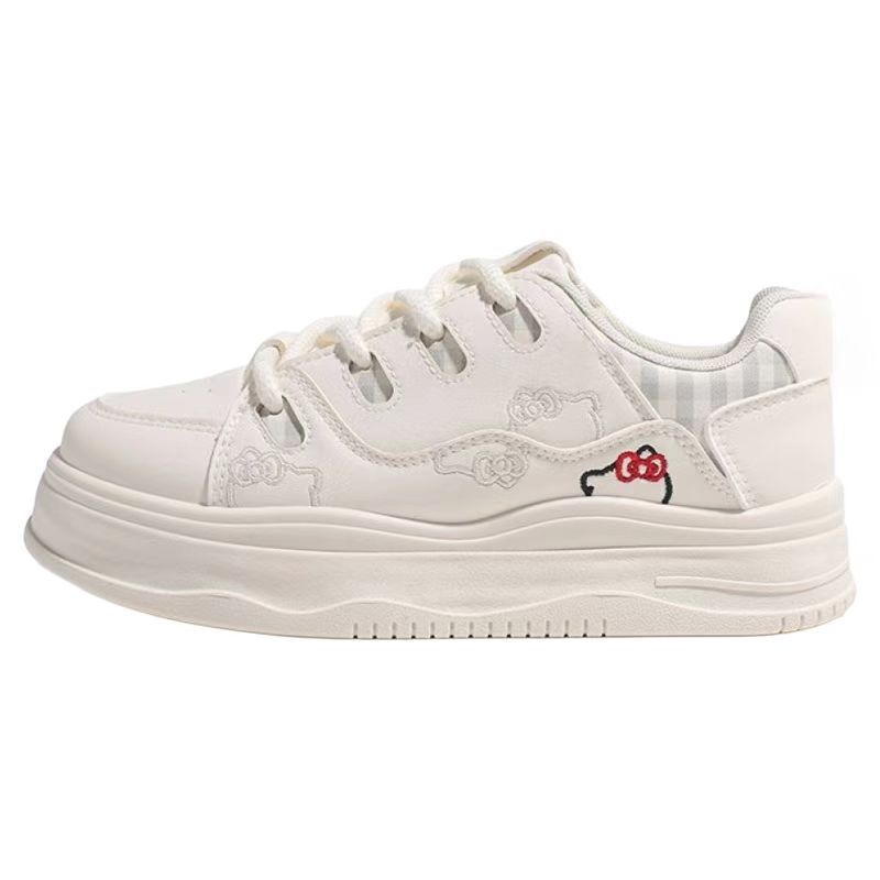 Moteriški raištiniai siuvinėti loaferiai iš sintetinės odos, gumos padas, apvali nosis, EVA įdėklas