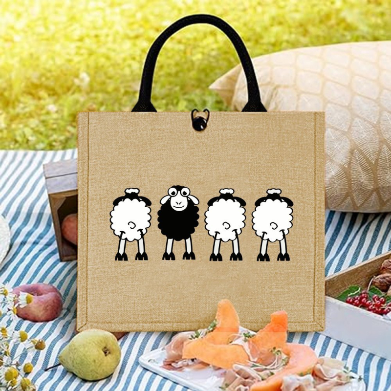 Tote soma ar aitā motīvu, lina materiāls, sietveida stils, spilvena forma, atvērums ar auklu un sprādzi, iekšējā pildviela no neilona