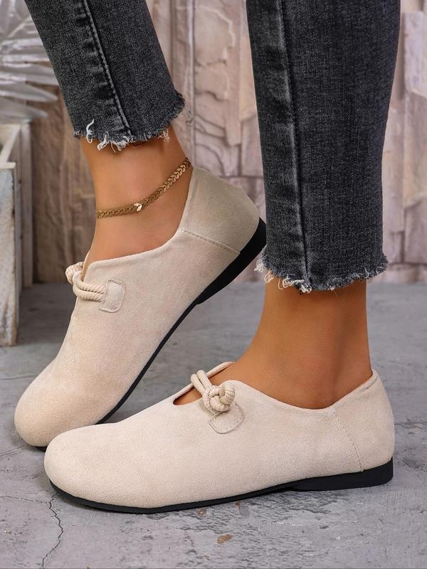 Sieviešu ikdienas mūles ar atvērtu pirkstu, raffija augšdaļa, svītrainais raksts, vilnas odere