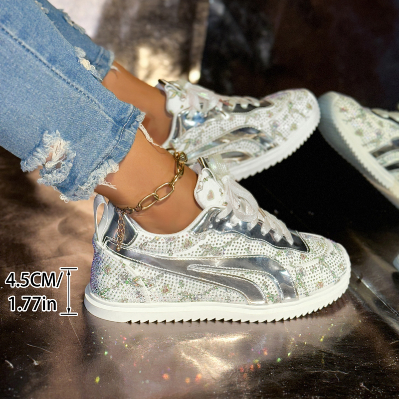 Дамски спортни обувки със кристали, височинно увеличаващ среден ток 3–5 см, PU горна част, гумирана подметка, връзки, мрежеста подплата