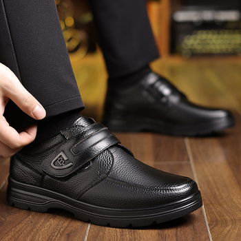 Vīriešu ādas kurpes ar pilnpielu liellopa ādu, apaļa purngala, mīksta zole, modelis XC915