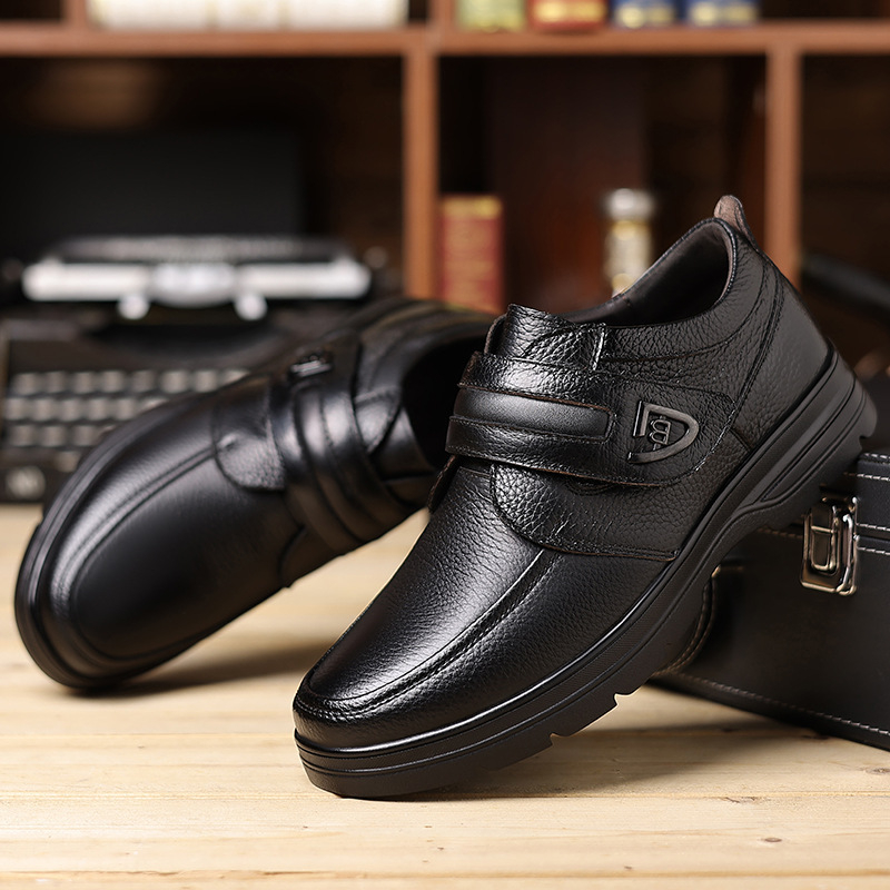 Vīriešu ādas kurpes ar pilnpielu liellopa ādu, apaļa purngala, mīksta zole, modelis XC915