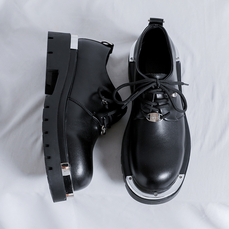 Munkacipő mikroszálas felsőrésszel, kerek orr, alacsony boka, kopásálló, gumi talp