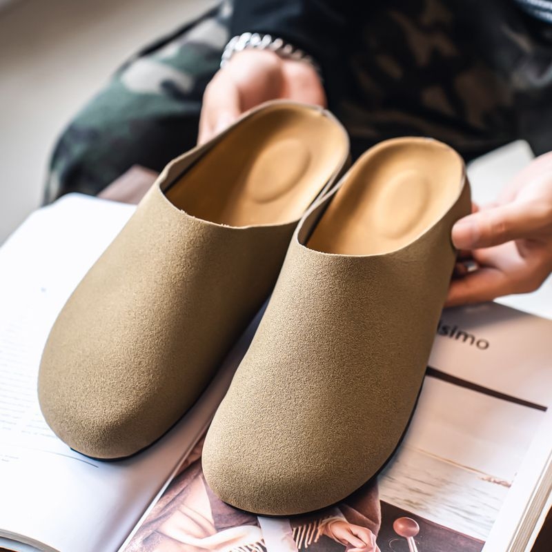 Férfi muleszandál, casual stílus, velúr felsőrész, gumírozott talp, vulkanizált konstrukció