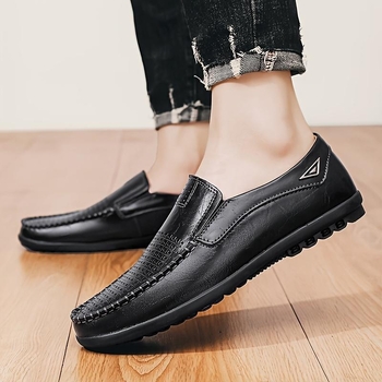 Ανδρικοί loafers χωρίς κορδόνια, με επάνω μέρος από ραφία, δέρμα με διορθωμένη υφή, ριγέ μοτίο, ύψος τακουνιού 0–1 εκ