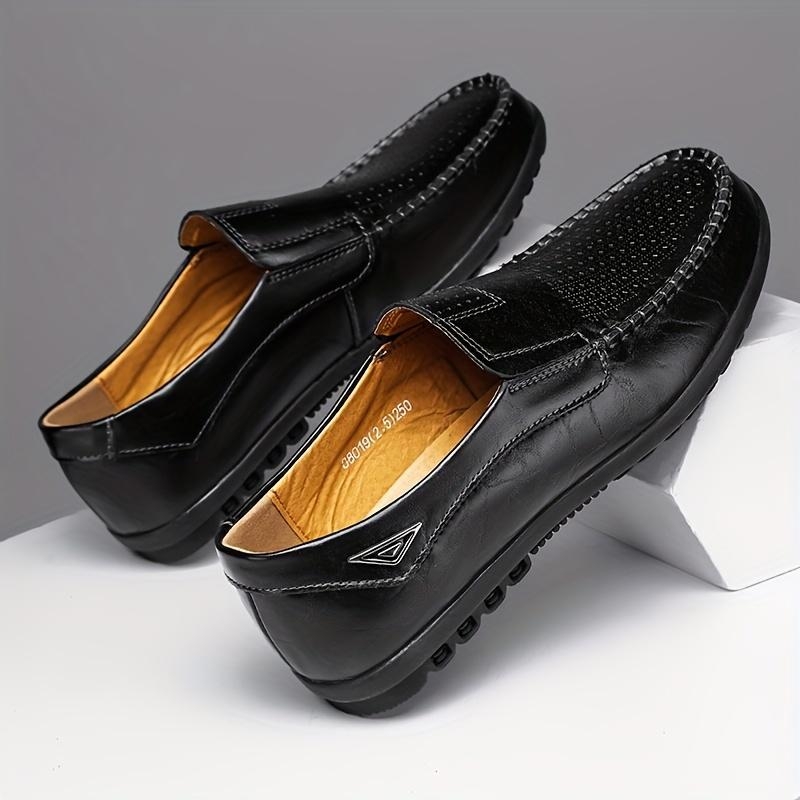 Ανδρικοί loafers χωρίς κορδόνια, με επάνω μέρος από ραφία, δέρμα με διορθωμένη υφή, ριγέ μοτίο, ύψος τακουνιού 0–1 εκ