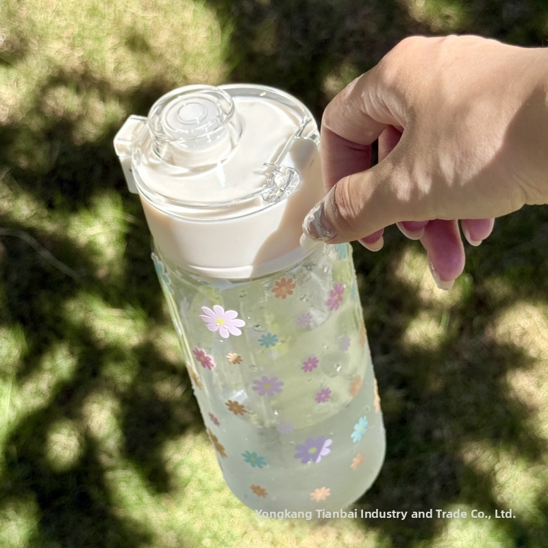 Пластмасов тумблер за вода с капак със щракване, флорална шарка, PC материал, корейски стил с шнур за носене