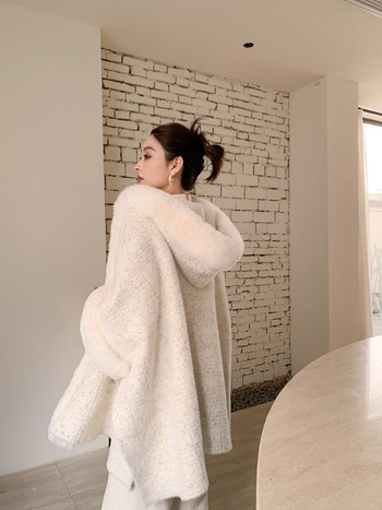 Corduroy παλτό-καπέ με γιακά-σάλι, διακοσμητική ψεύτικη γούνα, Rabbit-Hair Blend, χαλαρή γραμμή για τον χειμώνα