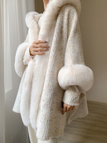 Corduroy παλτό-καπέ με γιακά-σάλι, διακοσμητική ψεύτικη γούνα, Rabbit-Hair Blend, χαλαρή γραμμή για τον χειμώνα