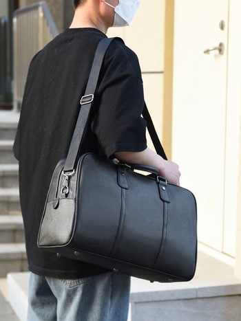 Τσάντα γυμναστικής για ταξίδια, PU αδιάβροχη, χωρητικότητα 20–35 L, επένδυση πολυεστέρα, αστικός μινιμαλιστικός σχεδιασμός, Unisex