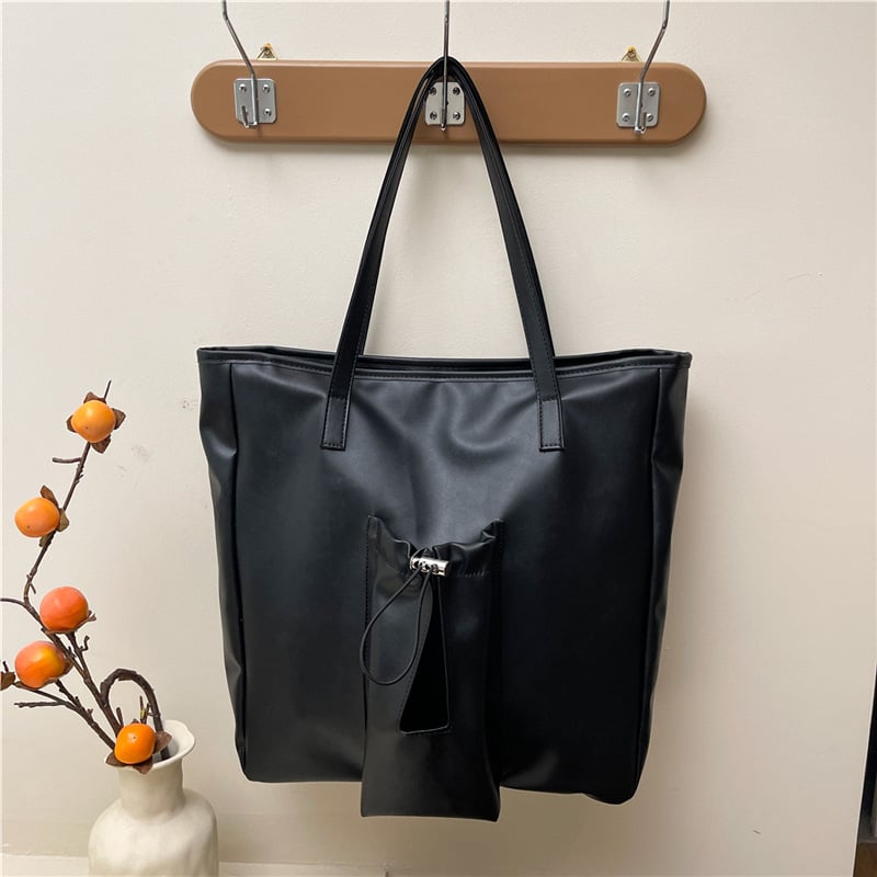 Sieviešu Tote somu — lielas ietilpības, kaussforma, PU materiāls, magnētiska aizdare, oderējums no sintētiskās ādas, klēpjdatora un kameras kabata, dubultās plecu siksnas, Pavasaris 2025