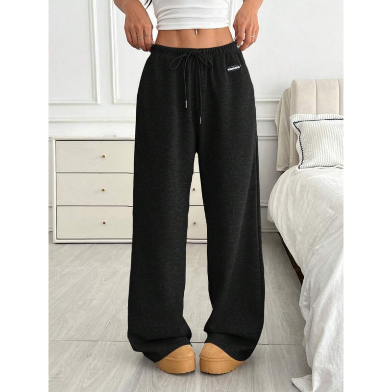 Pantaloni cu șnur în talie, croială lejeră, lungime 9/10, ușor elastici, bumbac CVC