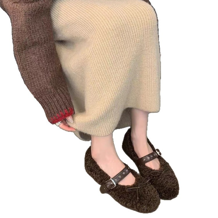 Női pamutcipő kerek orrú, alacsony felső rész, lapos gumitalp, oldalsó cipzár és masni pánt