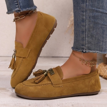 Γυναικείοι λοφέρ (PU upper; suede; deep opening; rubber sole; low chunky heel)