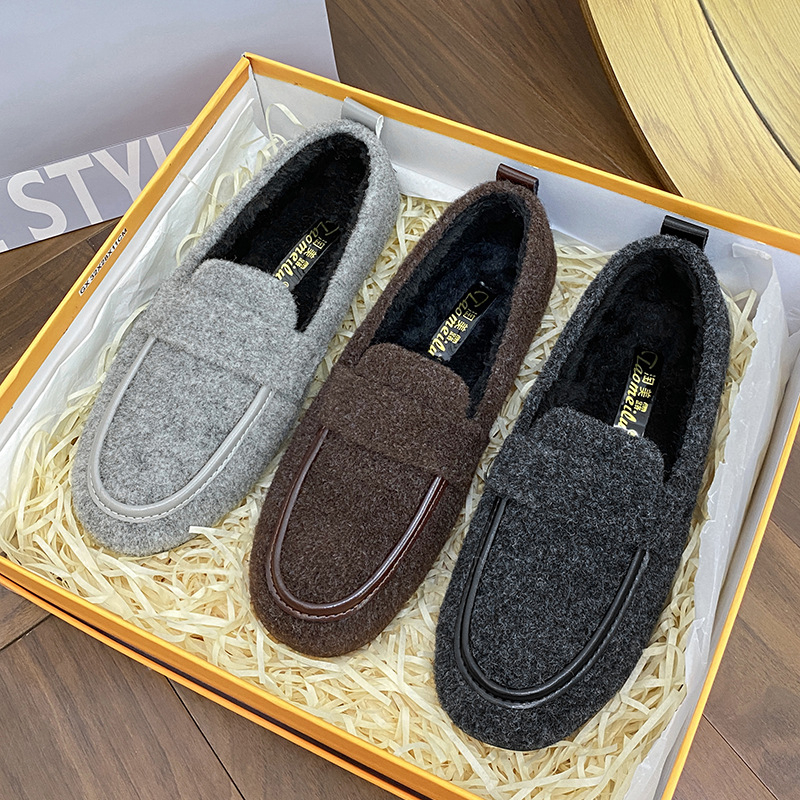 Női téli slip-on papucs Xishi Velvet felsőrésszel, belső műszőrme bélés, alacsony szár, gumírozott talp, koreai stílus