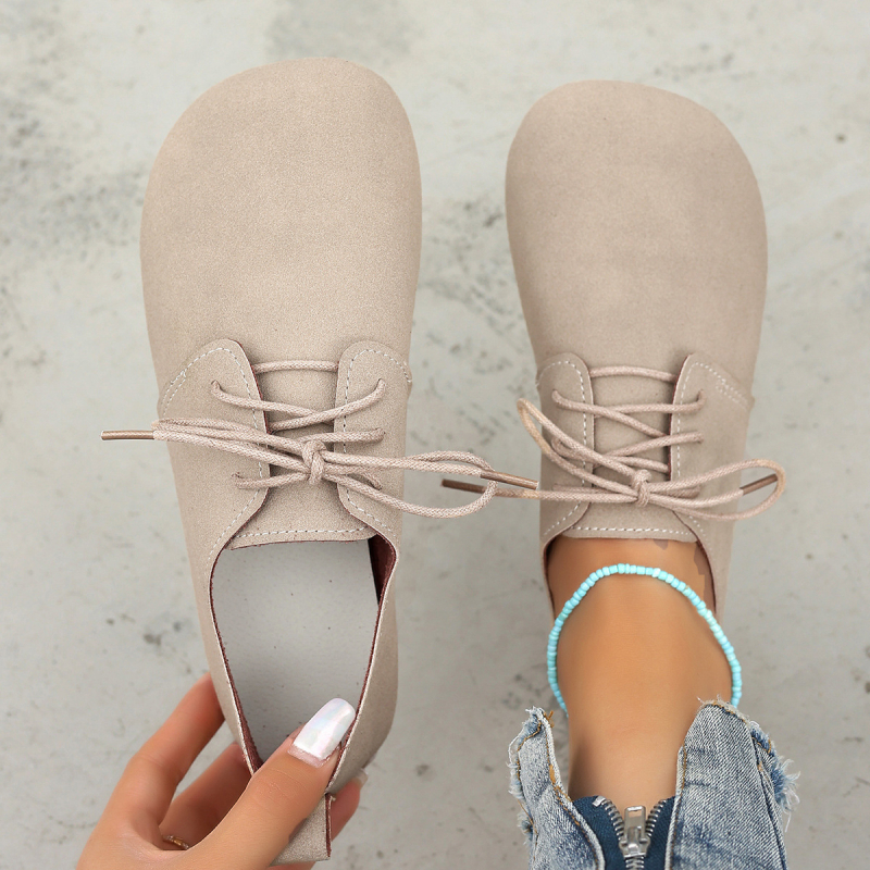 Sievietes ikdienas kurpes ar šņorēm, apaļa purngala, velūra augšdaļa, gumijas zole, zems papēdis