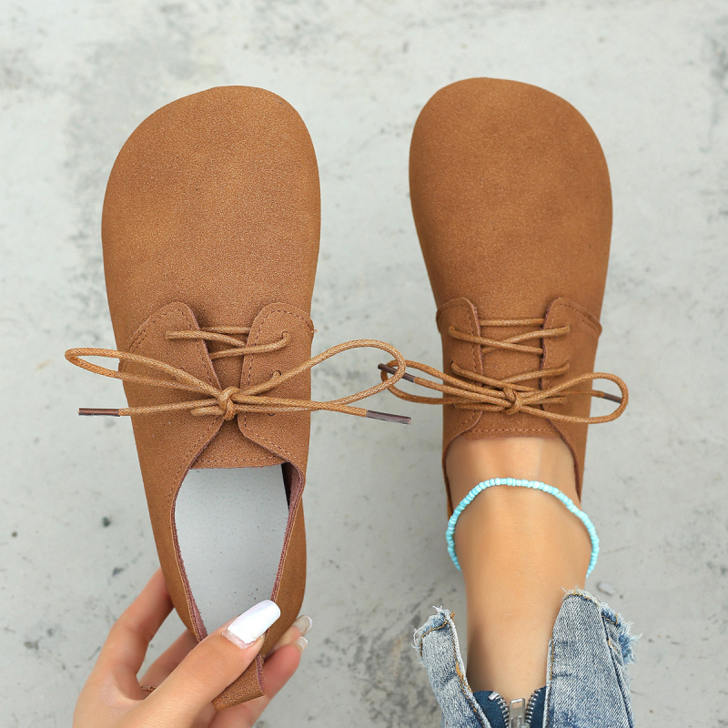 Sievietes ikdienas kurpes ar šņorēm, apaļa purngala, velūra augšdaļa, gumijas zole, zems papēdis