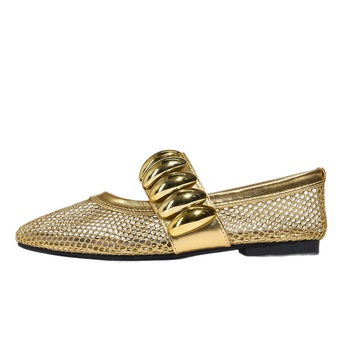 Παπούτσια με δίχτυωτό επάνω μέρος, επίπεδες με ένα μεταλλικό λουρί, στρογγυλή μύτη, χαμηλό ύψος, καλοκαίρι 2024