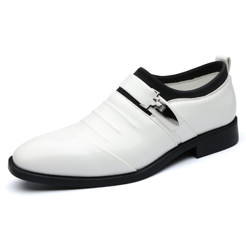 Férfi bőr slip-on cipő hegyes orral, mikroszálas felsőrész, gumitalp, kopásálló, üzleti stílus