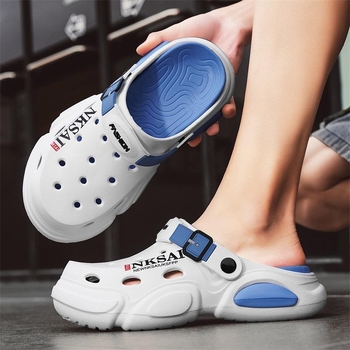 Férfi EVA szandál kerek orrú koponya mintával – sportos, zárt orr, slip-on, nyárra