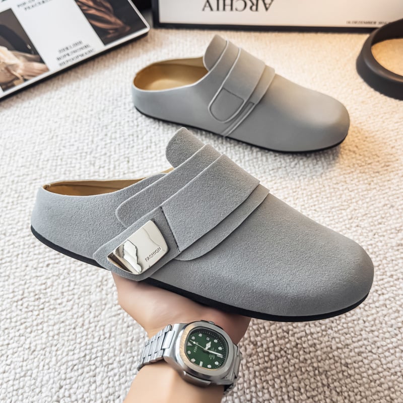 Toe Cap Slip-On cipő — velúr felsőrész, gumi talp, ragasztott konstrukció, hétköznapi stílus