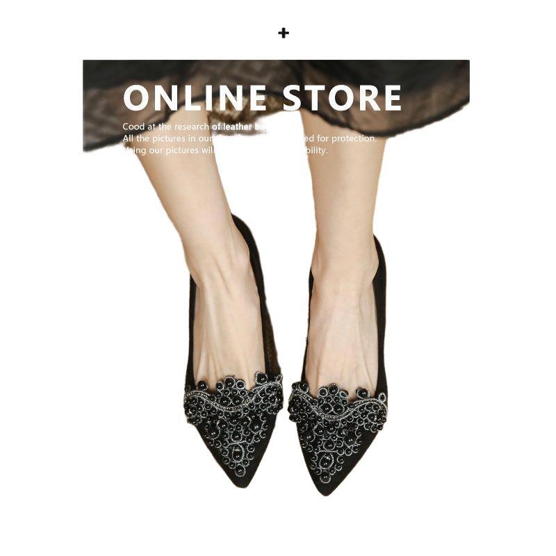 Ženske slip-on ravne cipele, s niskim petom (kitten heel), do 3 cm, gornji dio od dvostruke svinjske kože, ulošak od dvostruke svinjske kože, gumena potplat