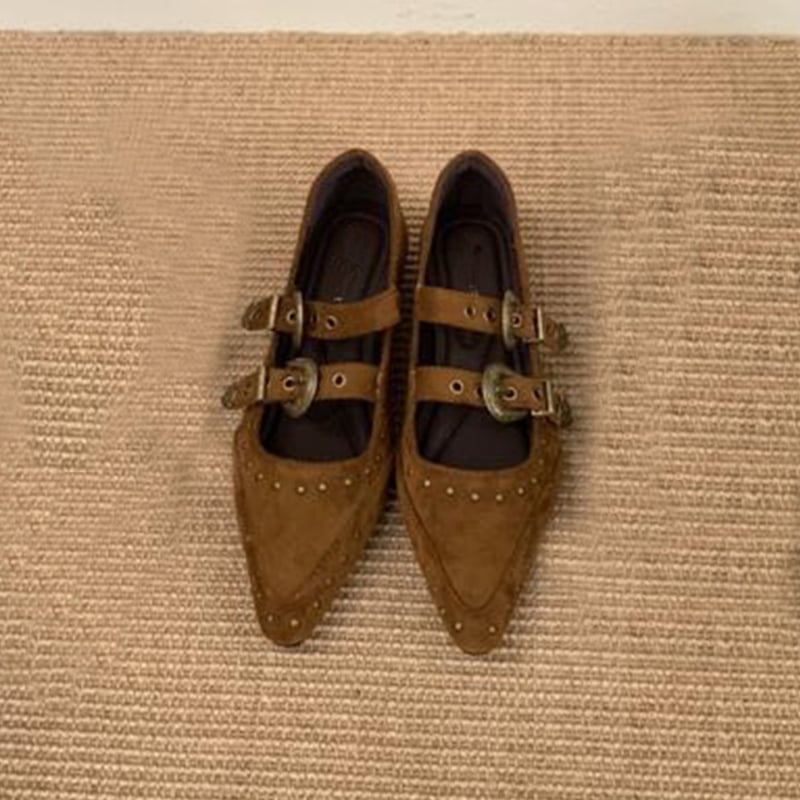 Ženske cipele s oštrim nosom i skrivenim podizanjem visine, PU gornji dio, PU uložak, Slip-On, nizak mačji pet (PU gornji; PU uložak; Slip-On; niski pet; srednje otvaranje)