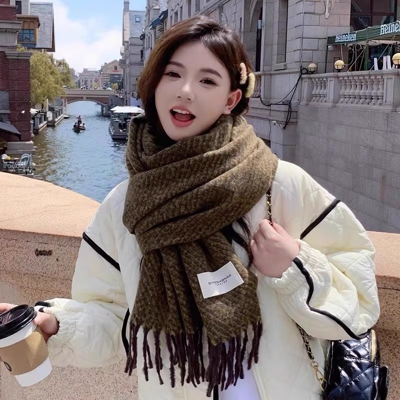 Sál - kapható; nyári szezon; 2023 ősz; Európa, Dél-Amerika, Észak-Amerika (Kapható; nyári szezon; 2023 ősz; Európa, Dél-Amerika, Észak-Amerika)