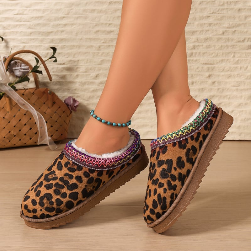 Női velúr slip-on cipő hátul nyitott - körmön tartott orr, alacsony talp, 1–3 cm sarok, műszőrme belső