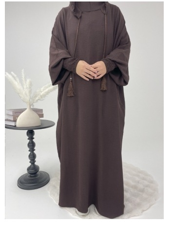 Yuxi poliestera kleita ar garām piedurknēm, gara svārka garums, 95%+ poliesters, bez gludināšanas, vasara 2023