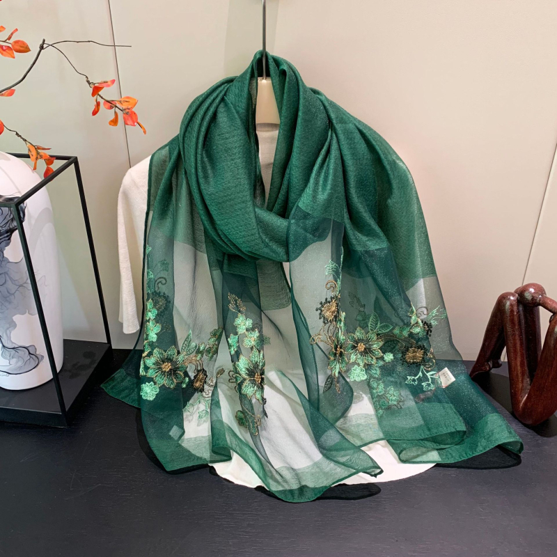 Rankų siūtas šalis iš akrilinės/sintetinės vilnos mišinio, warp-knit audinys, lengvas, tinkamas visiems sezonams, 2025 m. pavasario leidimas