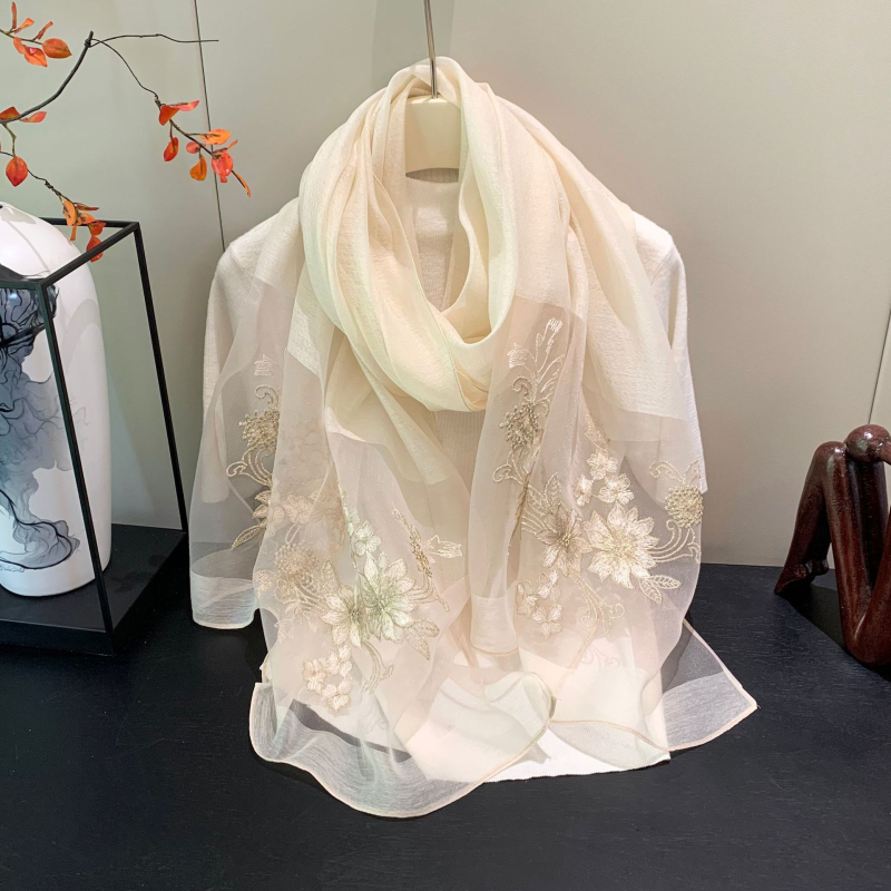 Rankų siūtas šalis iš akrilinės/sintetinės vilnos mišinio, warp-knit audinys, lengvas, tinkamas visiems sezonams, 2025 m. pavasario leidimas