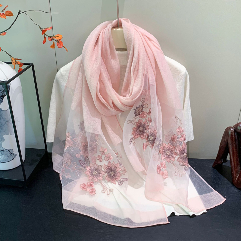 Rankų siūtas šalis iš akrilinės/sintetinės vilnos mišinio, warp-knit audinys, lengvas, tinkamas visiems sezonams, 2025 m. pavasario leidimas