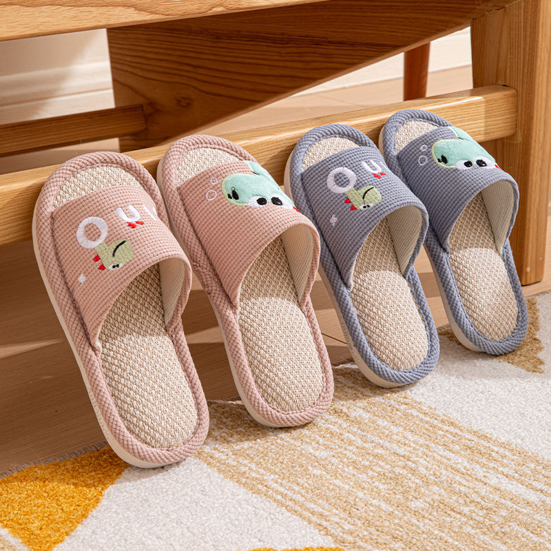 Vaikų dinozauro šlepetės – atviras pirštas, neslidžios vidaus, vasarai (Amžius: 1–3 metai; Viršus: EVA; Padas: PVC)