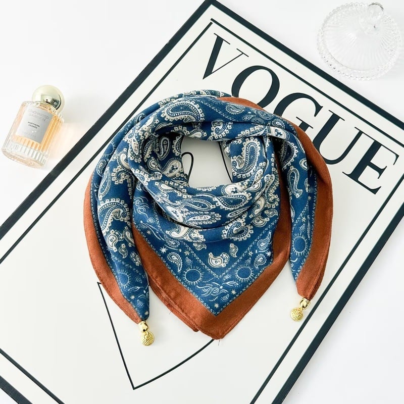 Rudens šilkinis kvadratinis šalikas su herringbone raštu, OL stilius