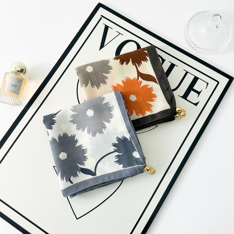 Rudens šilkinis kvadratinis šalikas su herringbone raštu, OL stilius