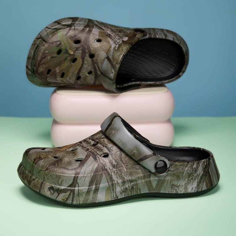 Beltéri és kültéri EVA szandál teljes 3D nyomtatással, perforált felsőrész, slip-on zárás, csúszásmentes talp