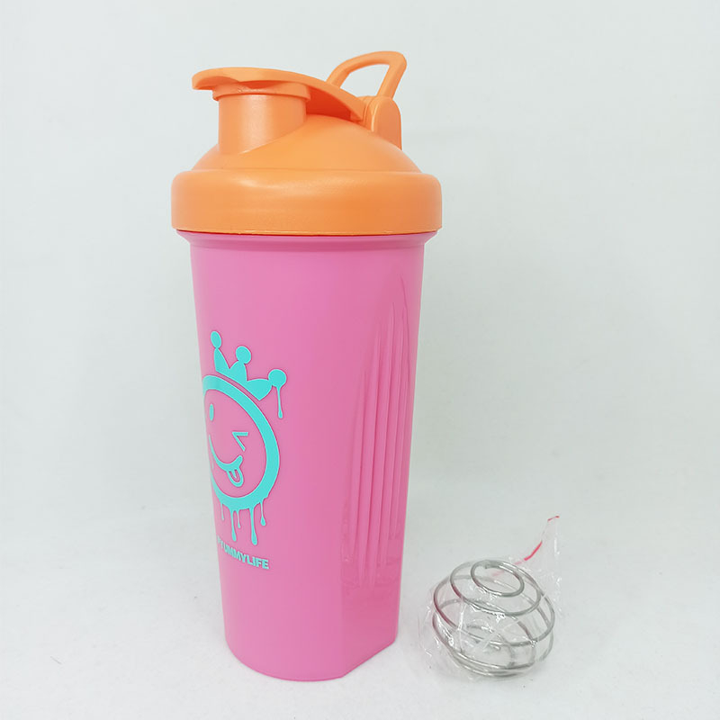 Šejker šalica za proteinski prah, plastična cilindrična posuda, PP materijal, otporna na toplinu, jednodijelna konstrukcija, težina 115 g