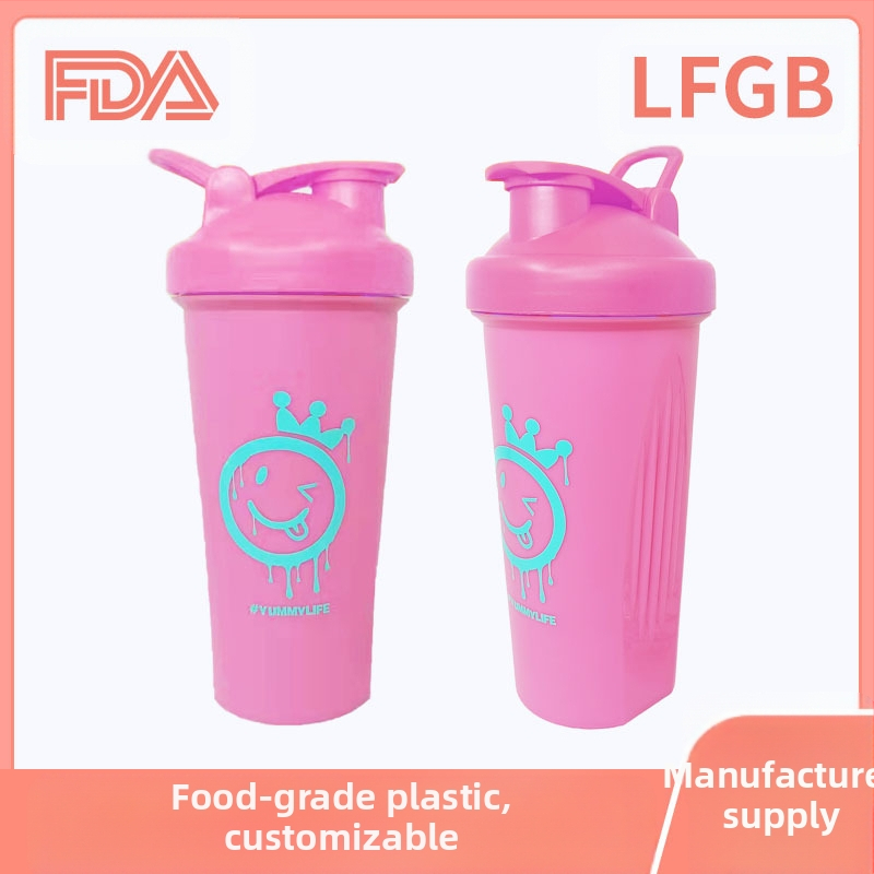 Šejker šalica za proteinski prah, plastična cilindrična posuda, PP materijal, otporna na toplinu, jednodijelna konstrukcija, težina 115 g